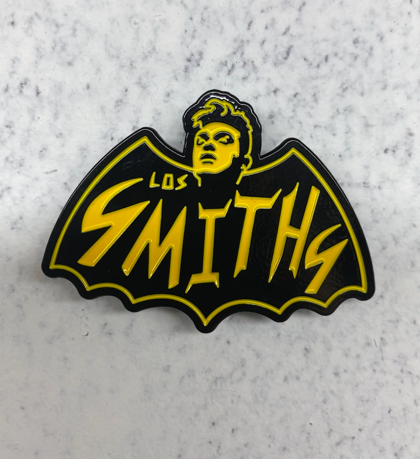 LOS SMITHS - BATMAN SYMBOL - ENAMEL PIN - cristocatofficial